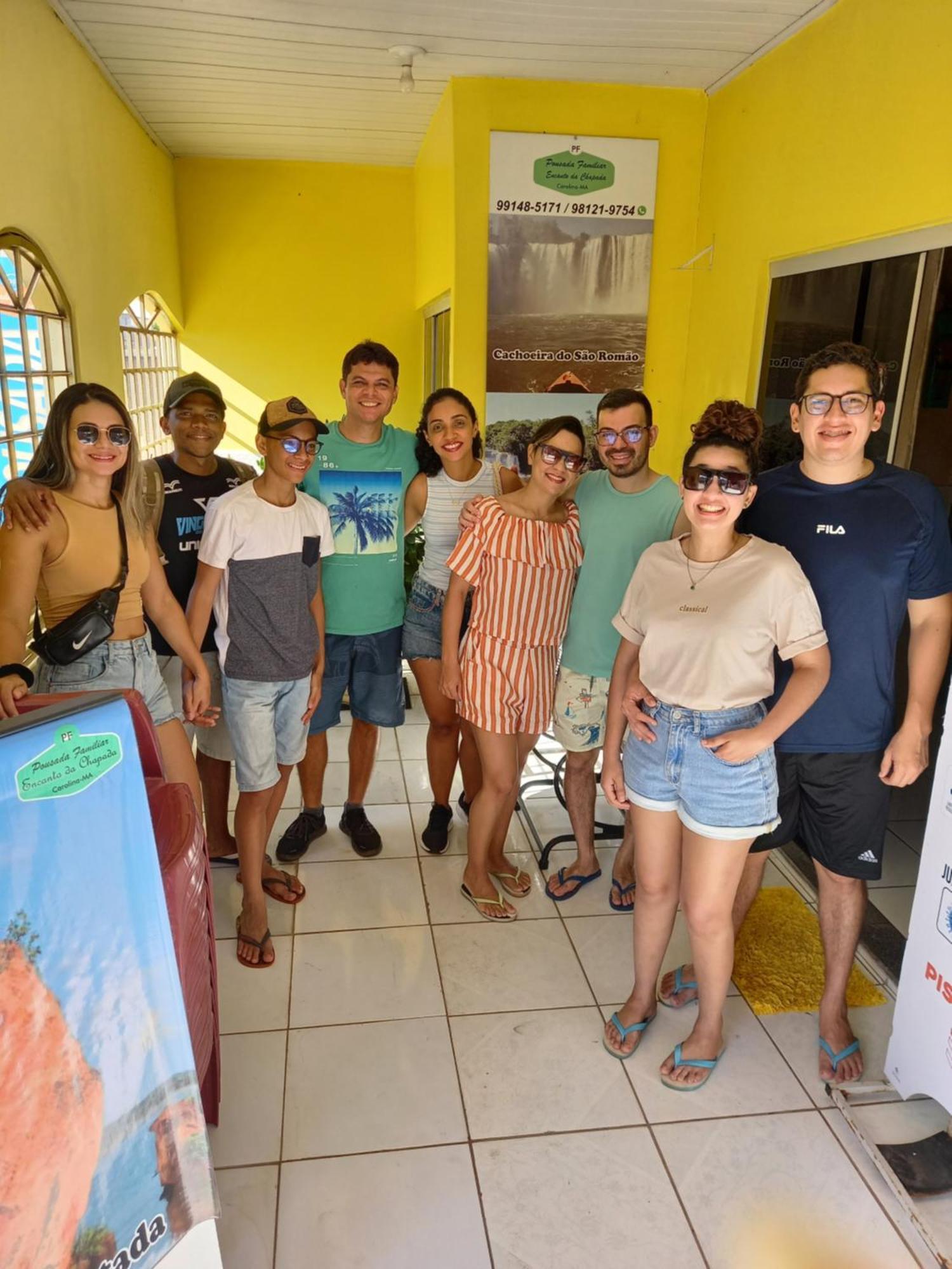 Pousada Familiar Encanto Da Chapada Carolina  Eksteriør billede